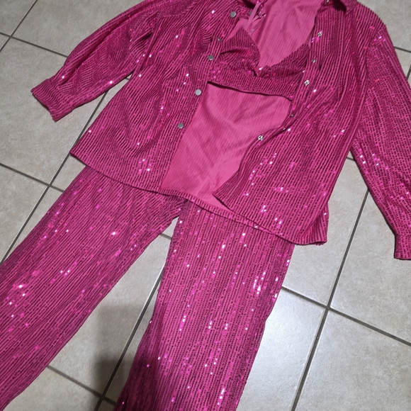 Sequin Wide-Leg Pants Set in Hot Pink - Women - Picture 3 of 6
